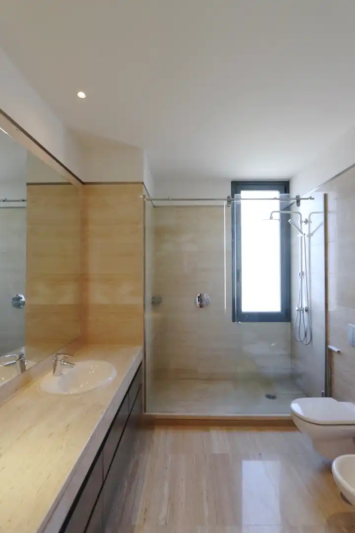 Bathroom of Houses for rent in Pozuelo de Alarcón  with Air Conditioner, Heating and Private garden