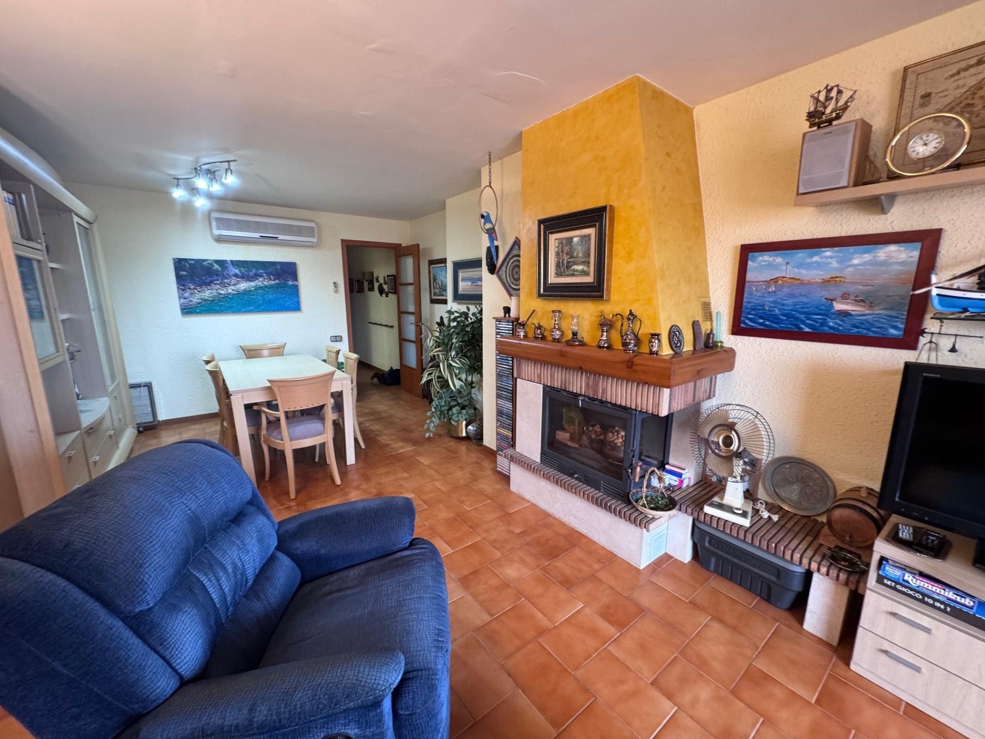 Living room of Flat for sale in Torredembarra  with Air Conditioner, Heating and Terrace