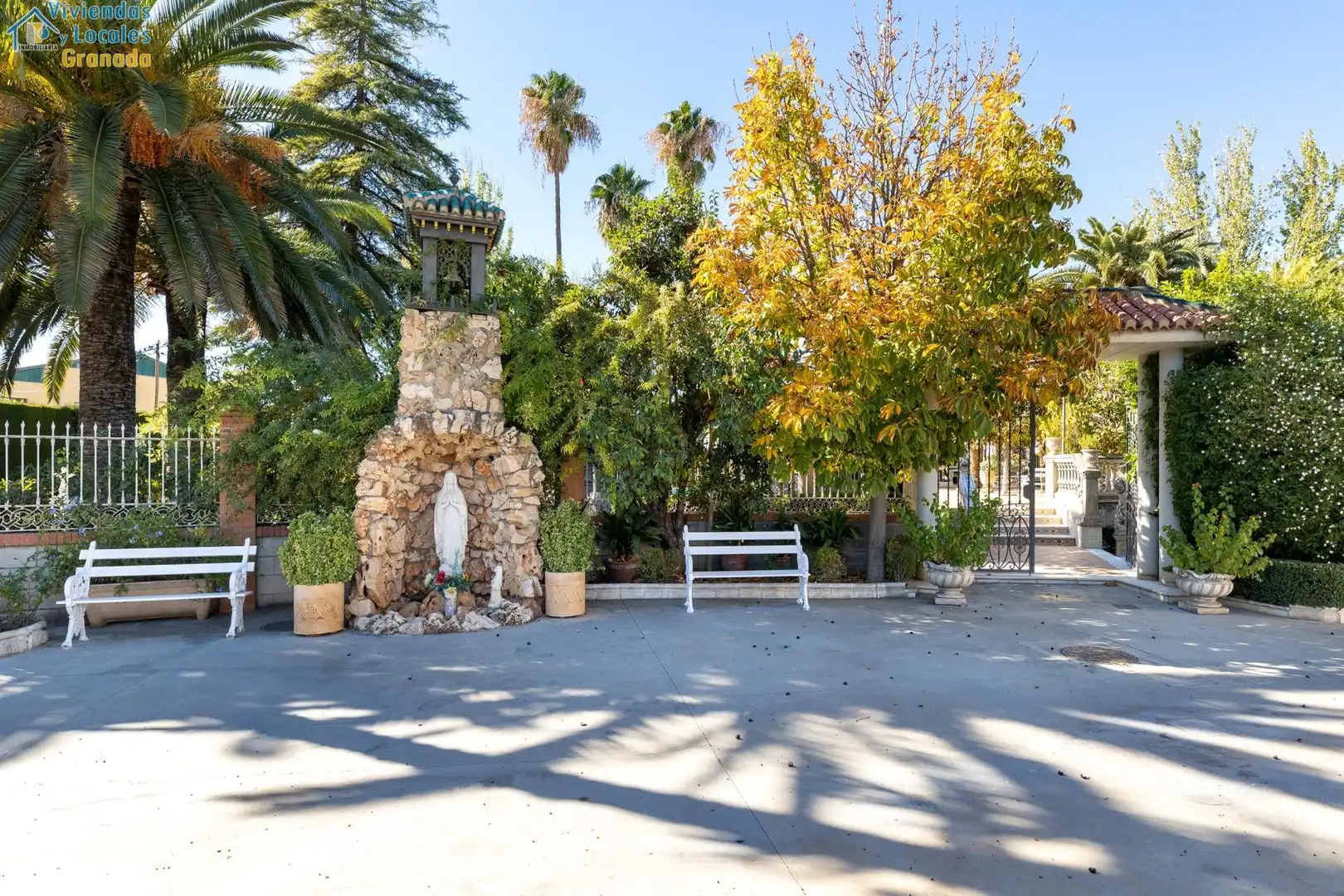 Vista exterior de Casa o chalet en venta en Granada con Aire acondicionado, Jardín privado y Trastero