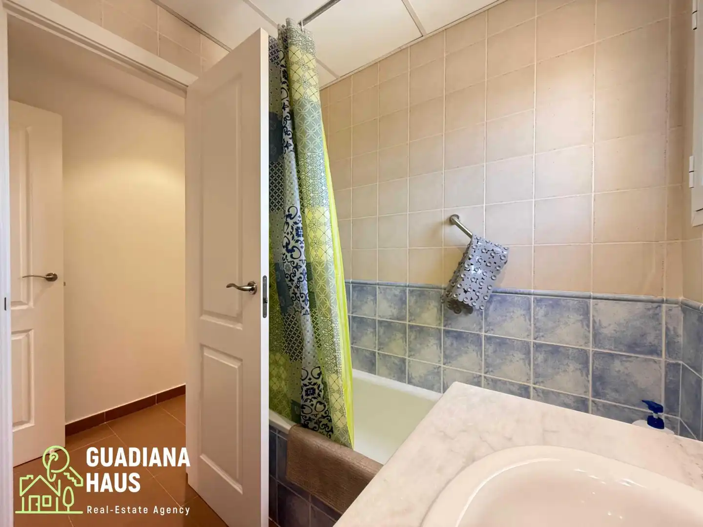 Bany de Apartament en venda en Ayamonte amb Aire condicionat, Calefacció i Jardí privat