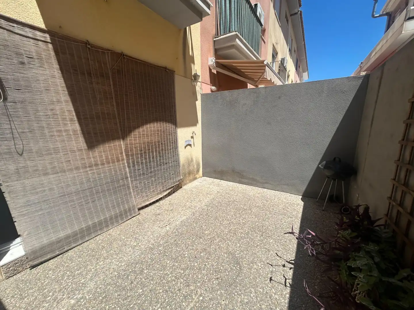 Parking de Casa adosada en venta en Cullera con Aire acondicionado, Calefacción y Terraza