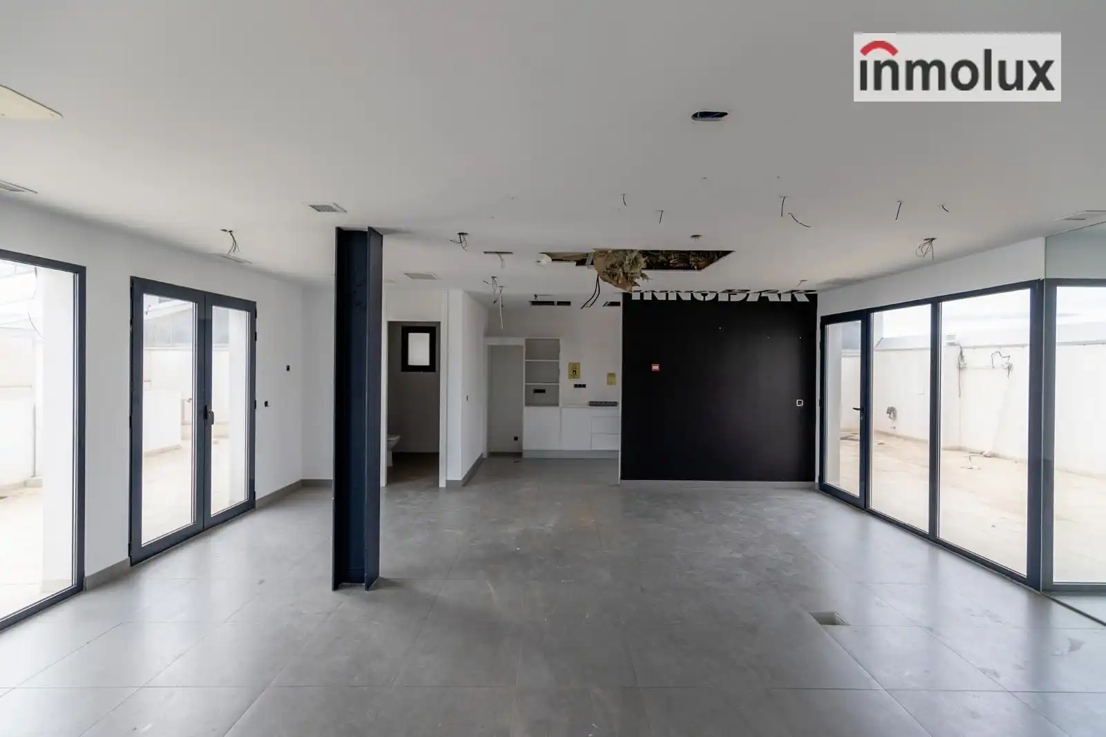 Nave industrial de alquiler en Alicante / Alacant