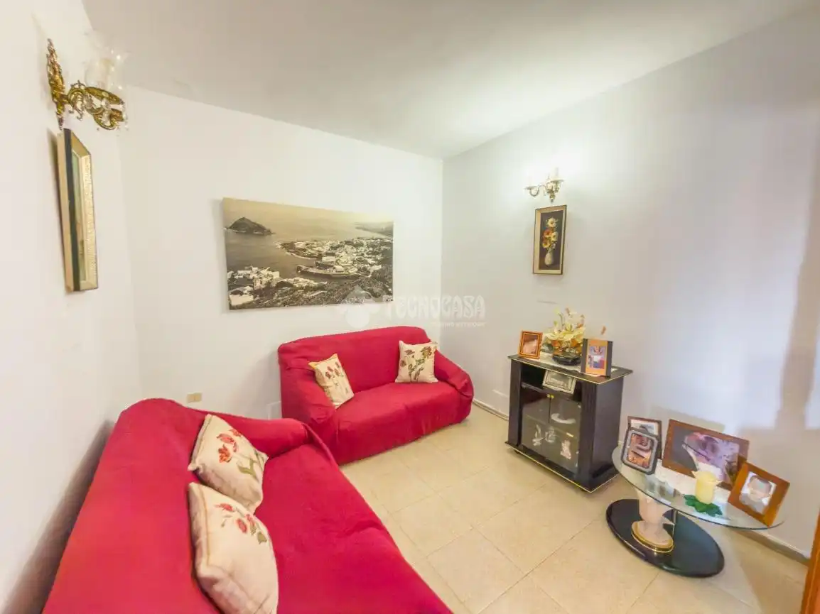 Sala d'estar de Casa adosada en venda en Icod de los Vinos amb Terrassa