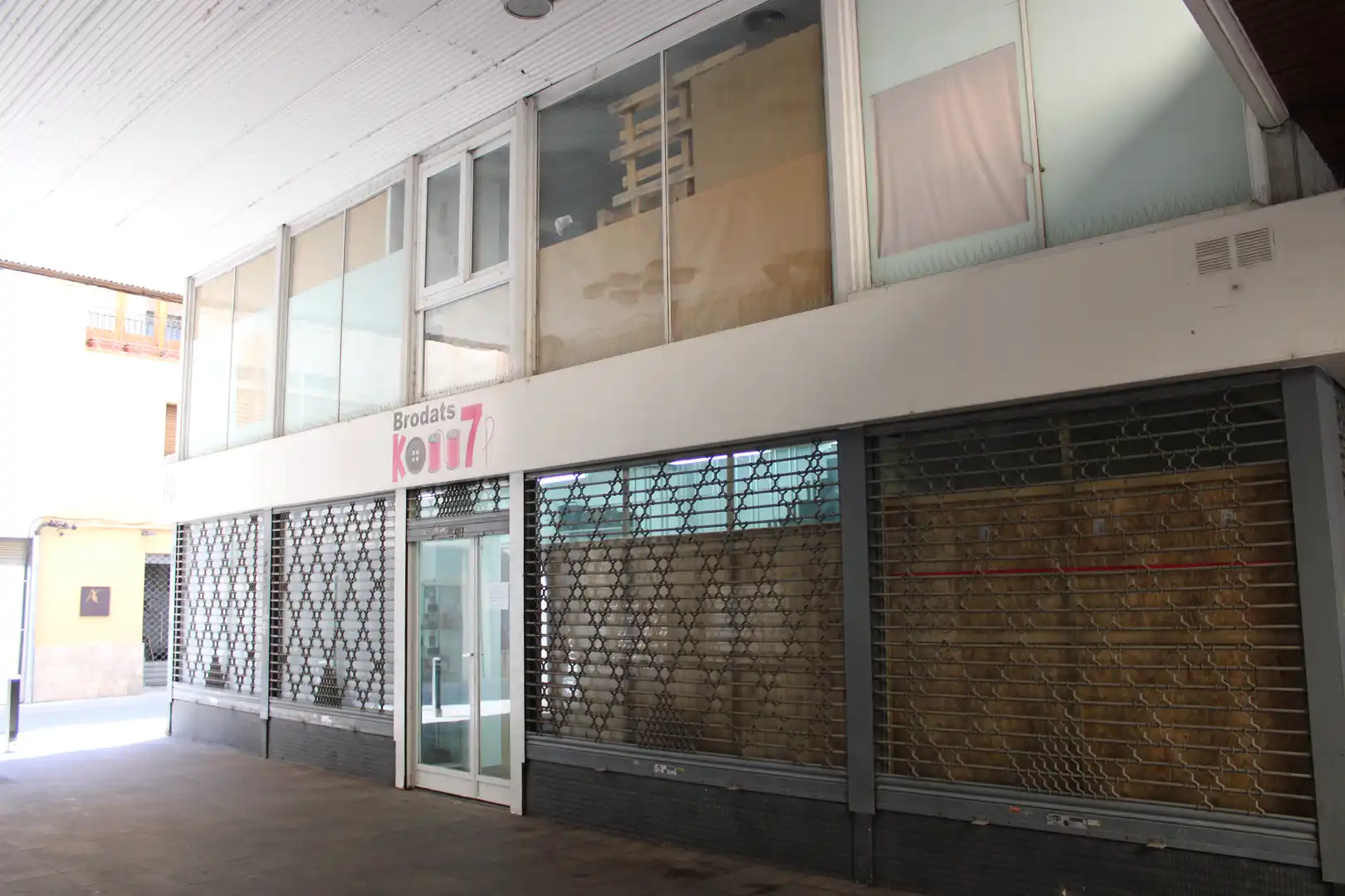 Local comercial en venda a Cardenal Margarit 14