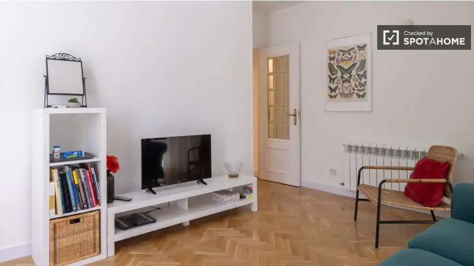 Sala de estar de Apartamento para compartir en Madrid con Aire acondicionado, Calefacción y Terraza