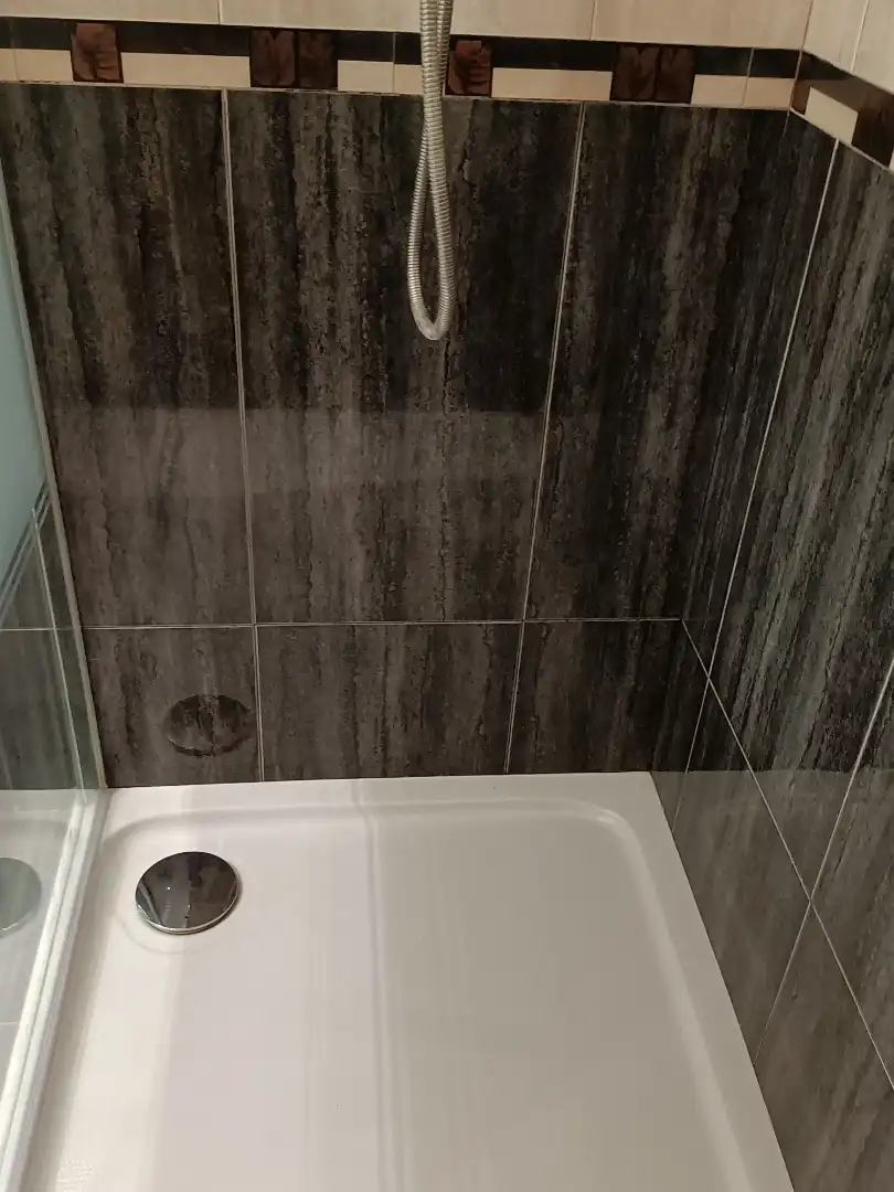 Bathroom of Flat for sale in Castellnovo  with Terrace, Furnished and Balcony