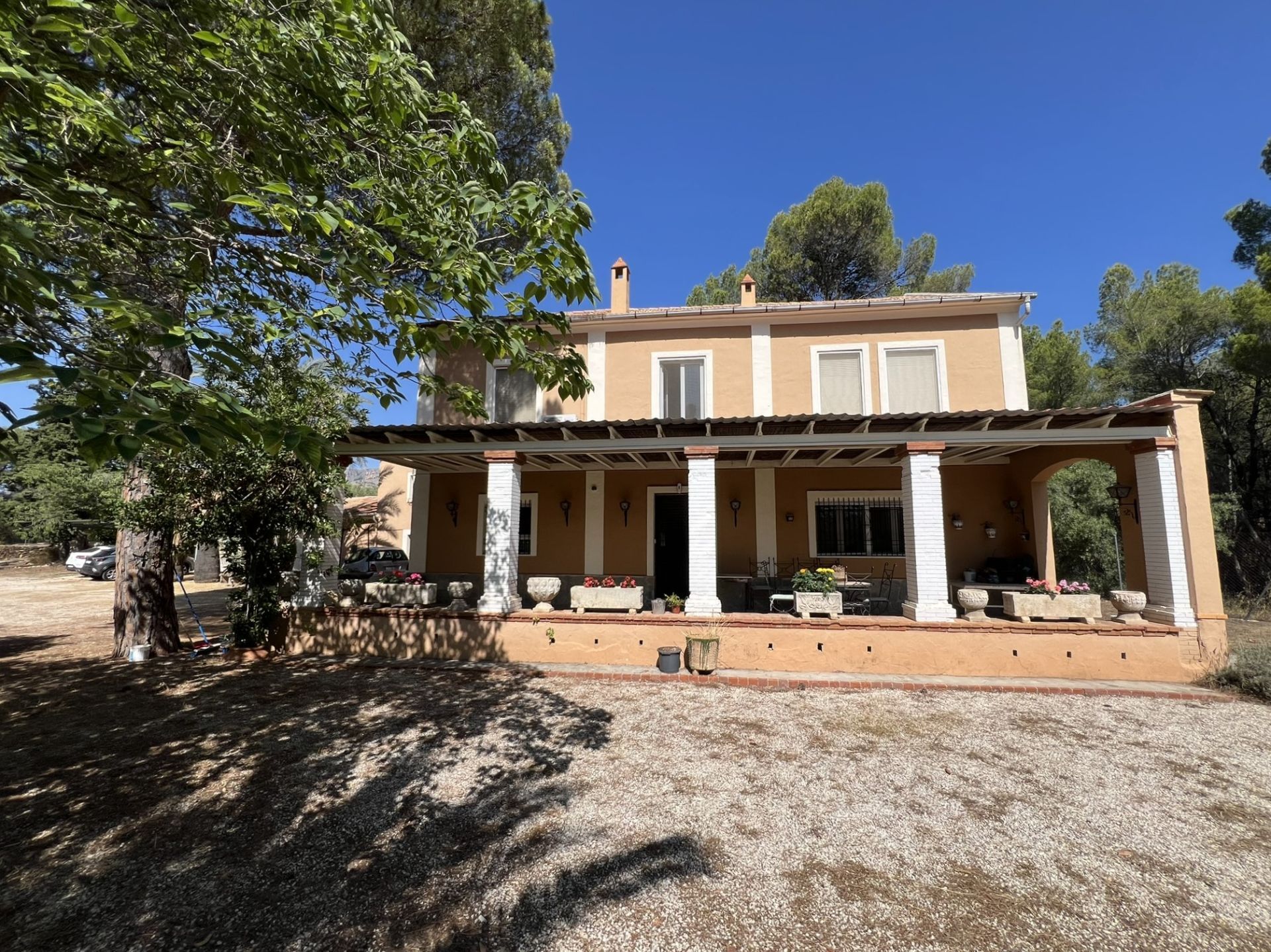 Vista exterior de Casa o xalet en venda en Cocentaina amb Aire condicionat, Calefacció i Jardí privat