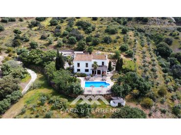 House with balcony for sale in Calle Arroyo (El Puente)