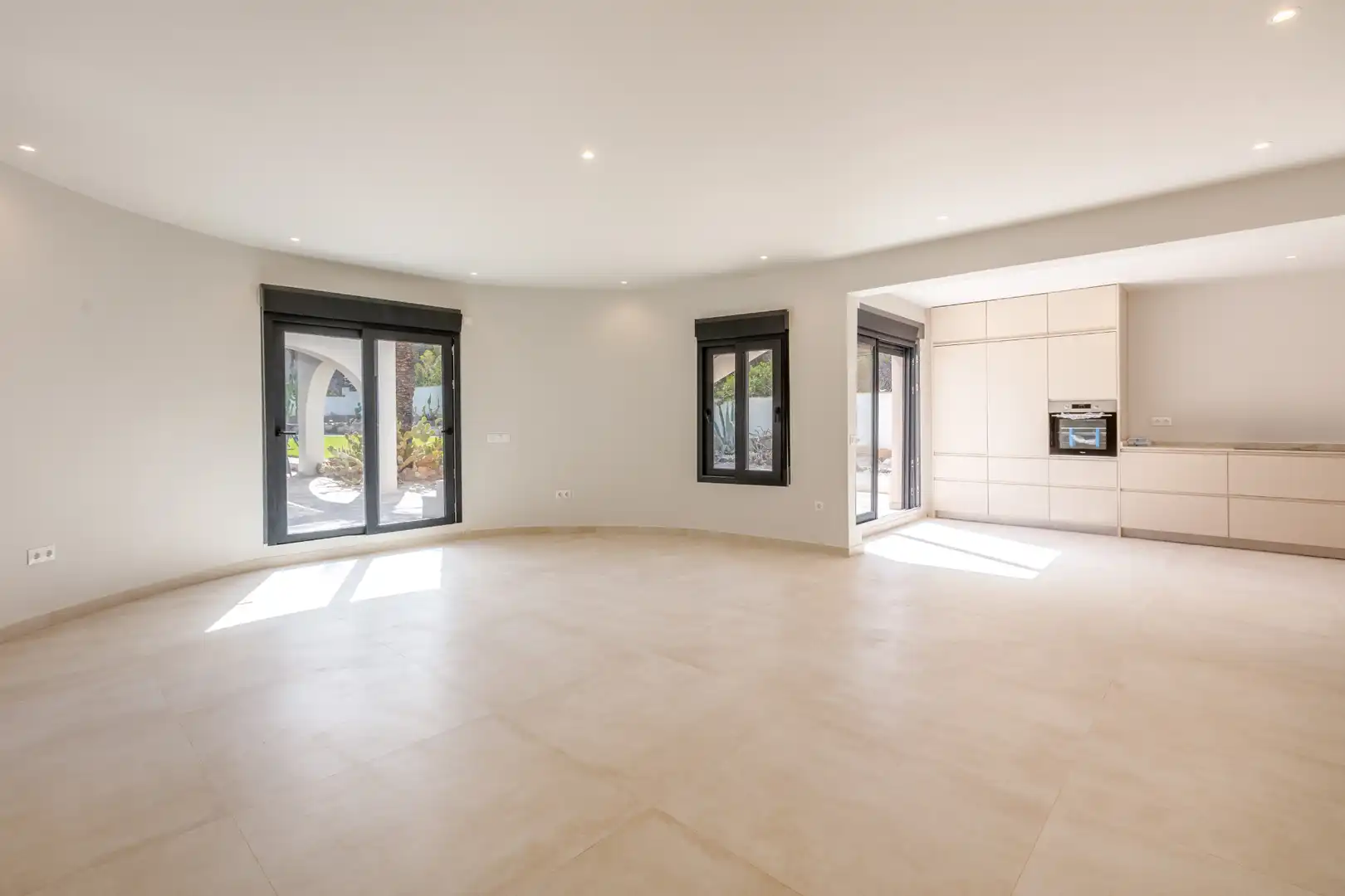 Living room of Houses for sale in Benidorm  with Air Conditioner, Heating and Private garden