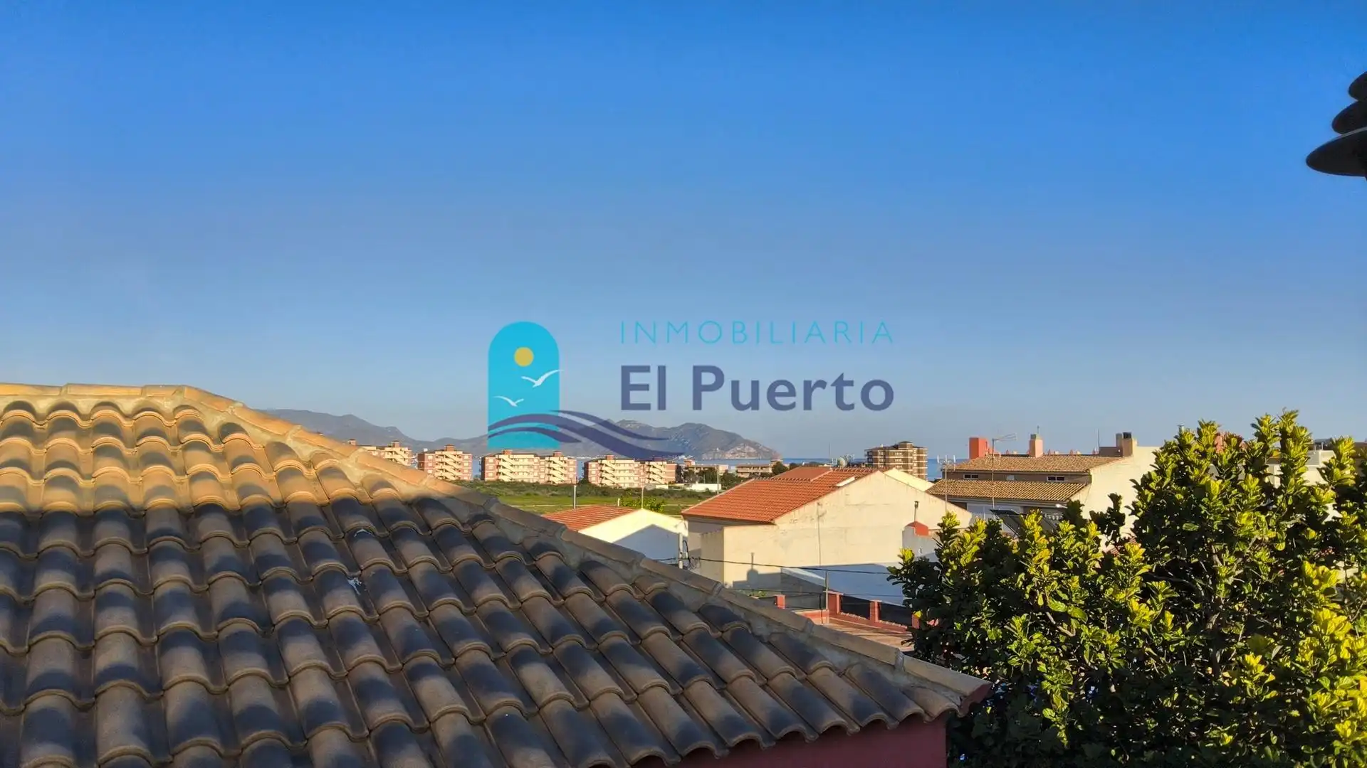 Vista exterior de Ático en venta en Mazarrón con Terraza y Alarma