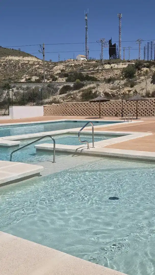 Swimming pool of Flat for rent in El Campello  with Air Conditioner, Private garden and Swimming Pool