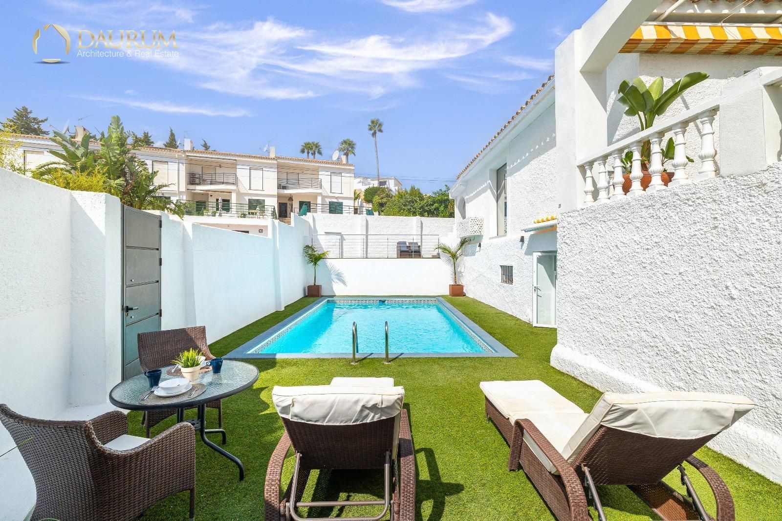 Exterior view of House or chalet for sale in Benalmádena  with Air Conditioner, Heating and Private garden