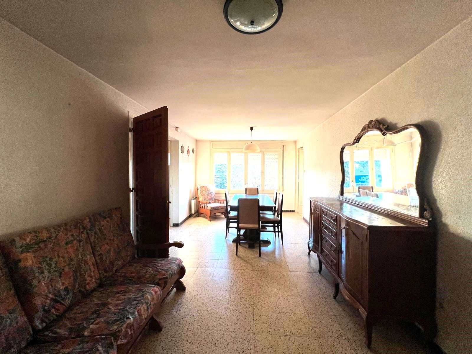 Wohnzimmer von Country house zum verkauf in Montmaneu mit Terrasse, Abstellraum und Möbliert