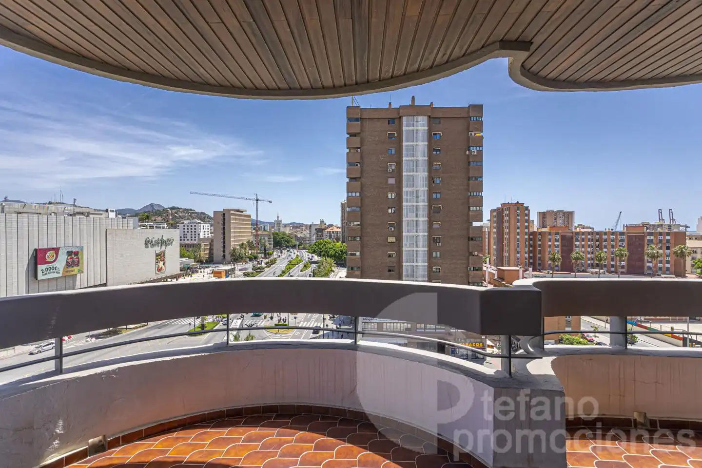 Vista exterior de Piso en venta en Málaga con Aire acondicionado, Parquet y Terraza
