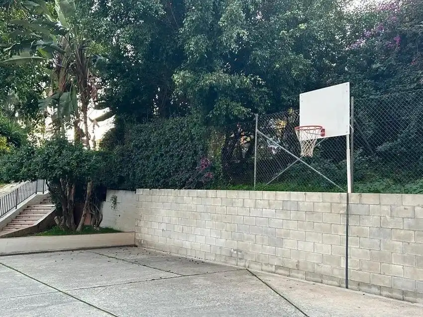 Vista exterior de Pis en venda en Este