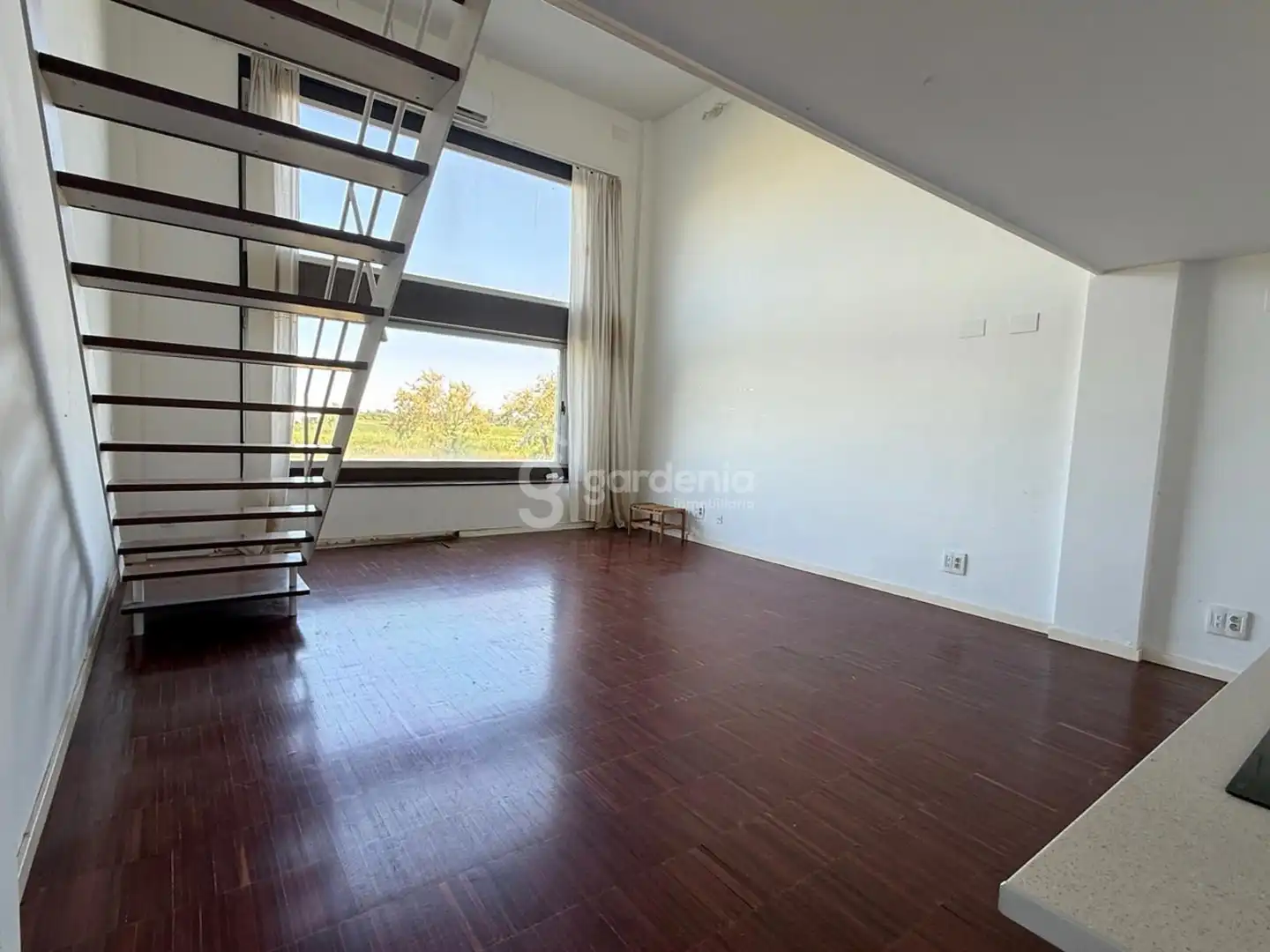 Habitación de Piso de alquiler en Gelves con Aire acondicionado y Trastero
