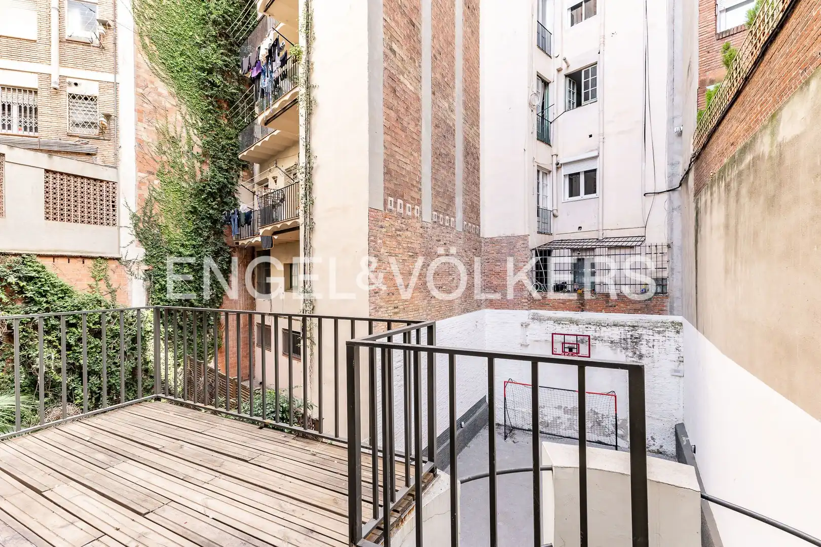 Terraza de Casa o chalet en venta en Barcelona con Aire acondicionado, Calefacción y Jardín privado