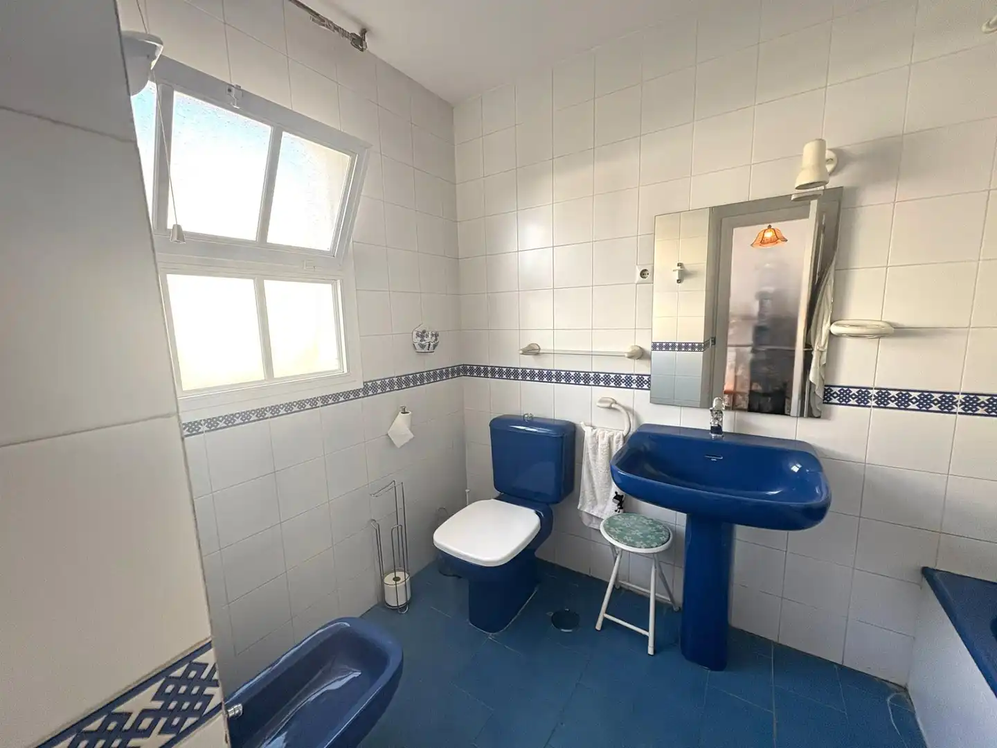 Bany de Casa adosada en venda en Fuengirola amb Aire condicionat, Jardí privat i Terrassa