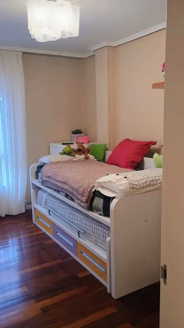 Habitación de Casa o chalet en venta en Laredo con Calefacción, Jardín privado y Terraza