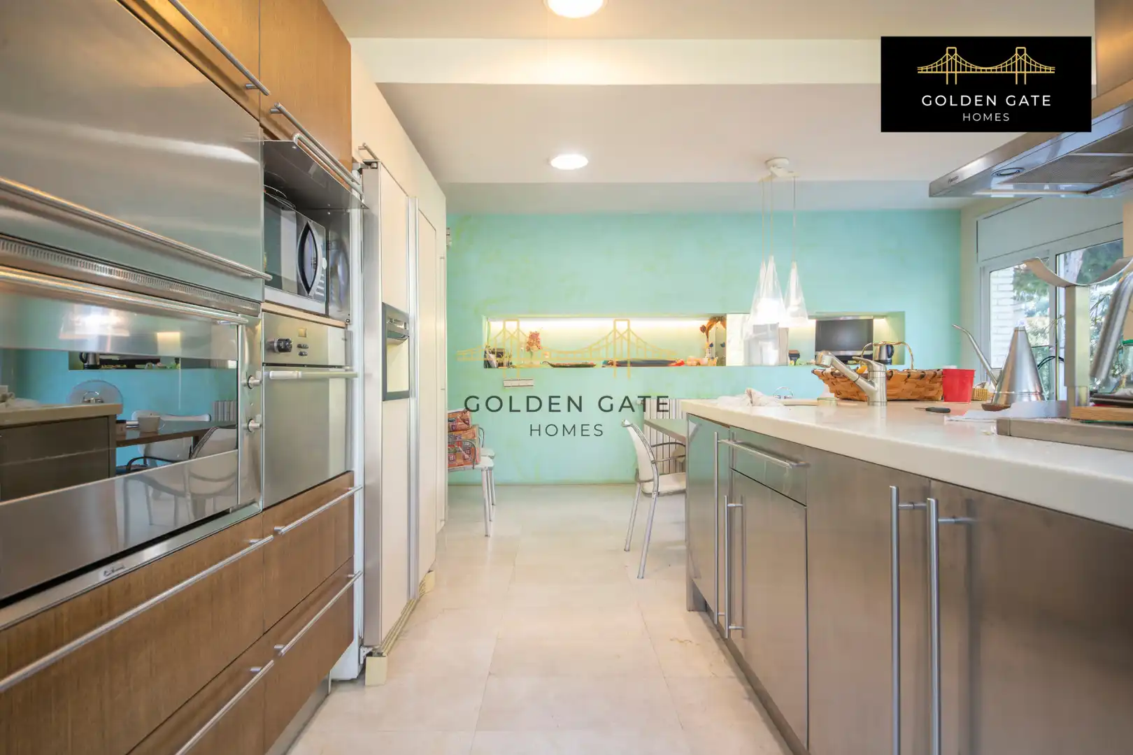 Cocina de Casa o chalet en venta en Alella con Aire acondicionado, Calefacción y Jardín privado