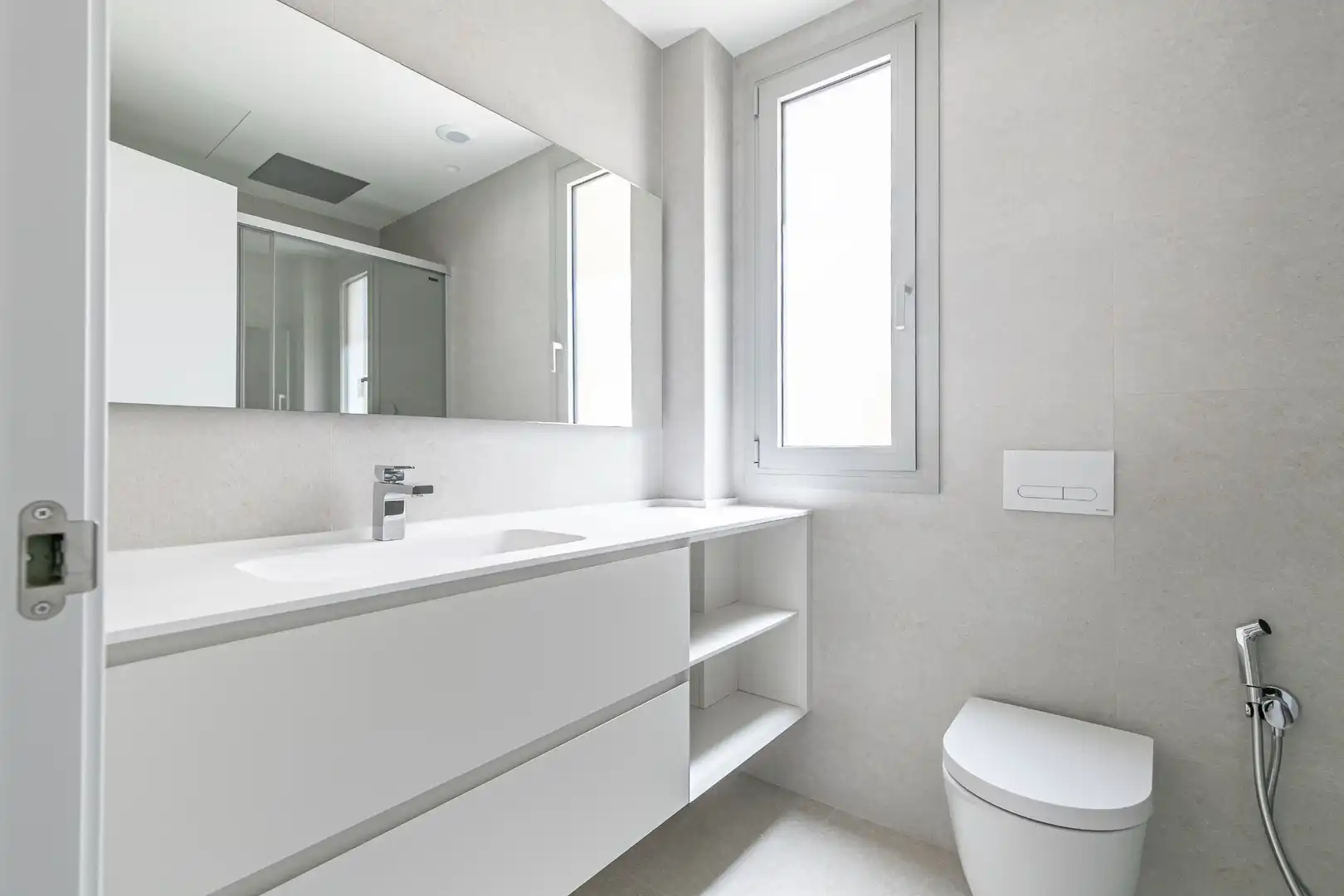 Badezimmer von Haus oder Chalet zum Verkauf in Sitges mit Klimaanlage, Heizung und Privatgarten