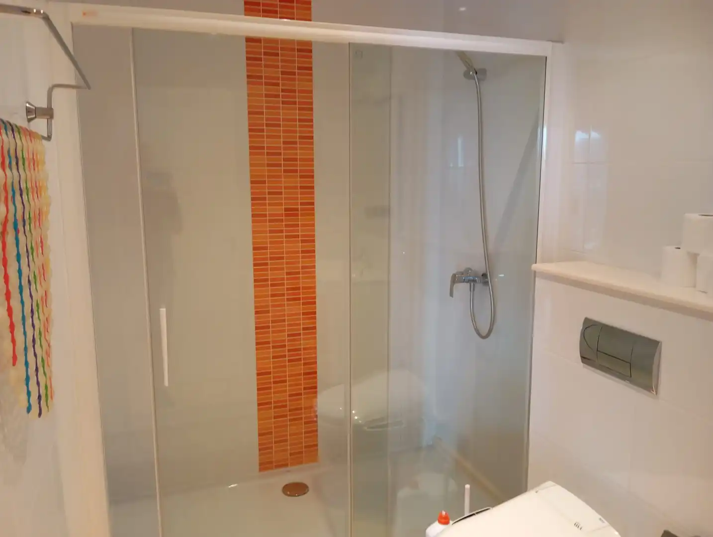Baño de Casa o chalet de alquiler en Carballo con Amueblado, Horno y Se aceptan mascotas