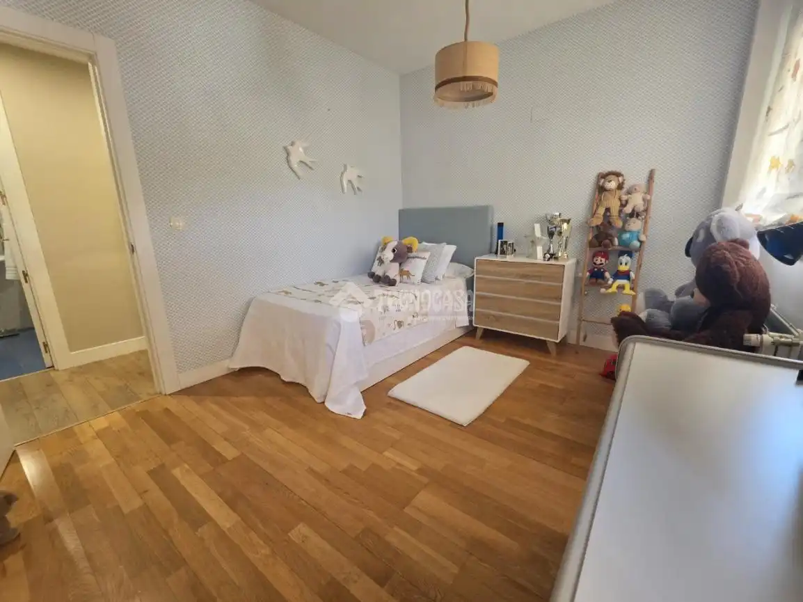 Bedroom of Flat for sale in Getafe  with Air Conditioner, Heating and Terrace