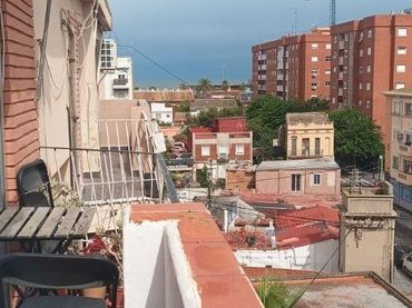 Pis amb balcó en venda a Calle Calle San Rafael