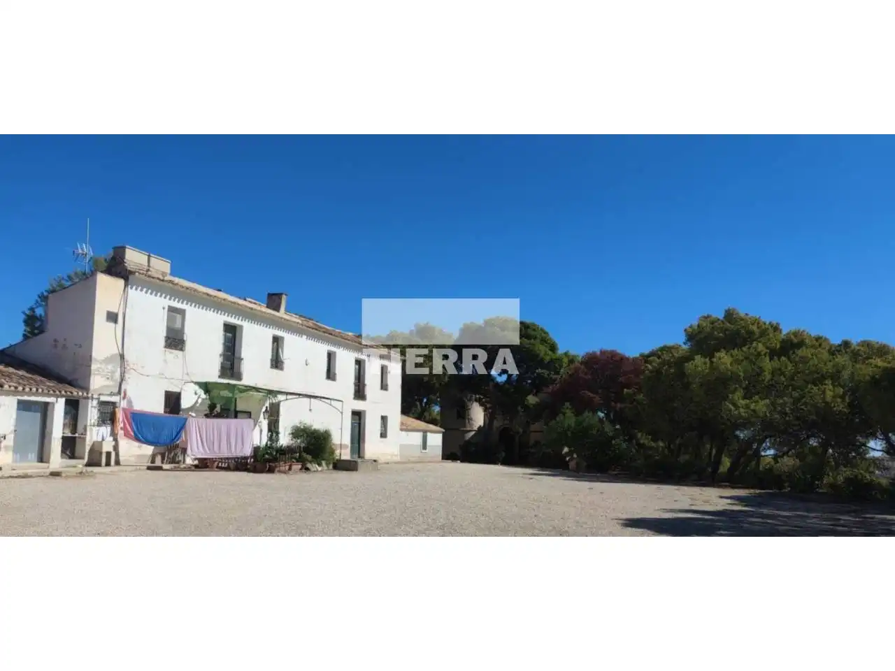 Vista exterior de Edifici en venda en Villajoyosa / La Vila Joiosa