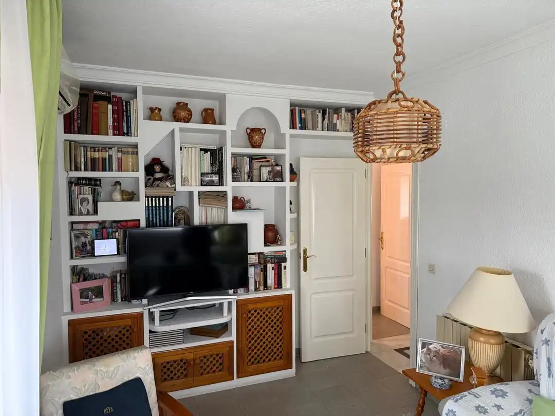 Sala de estar de Casa o chalet en venta en Albolote con Aire acondicionado, Calefacción y Piscina