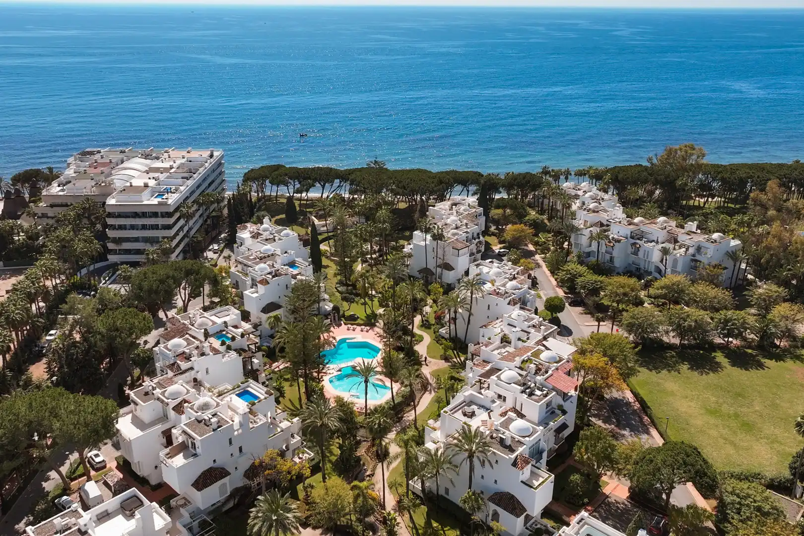 Exterior view of Attic for sale in Marbella  with Air Conditioner, Heating and Terrace