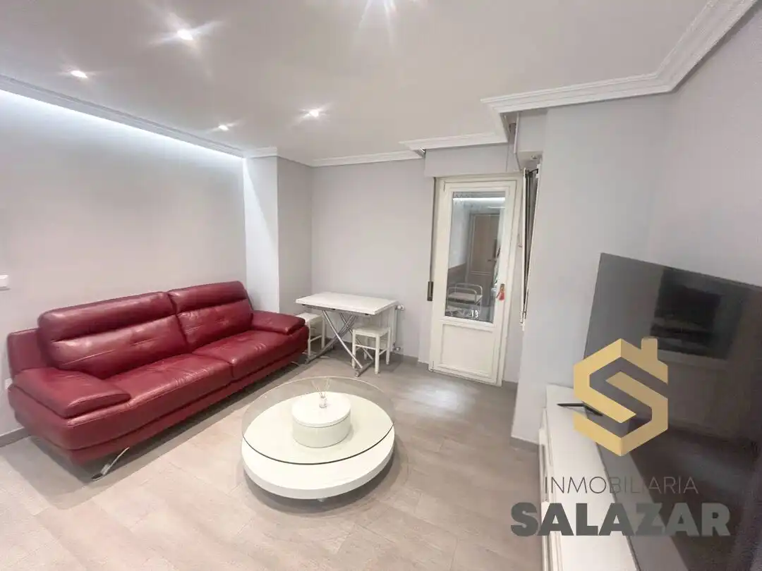 Sala de estar de Apartamento de alquiler en Bilbao  con Calefacción y Balcón