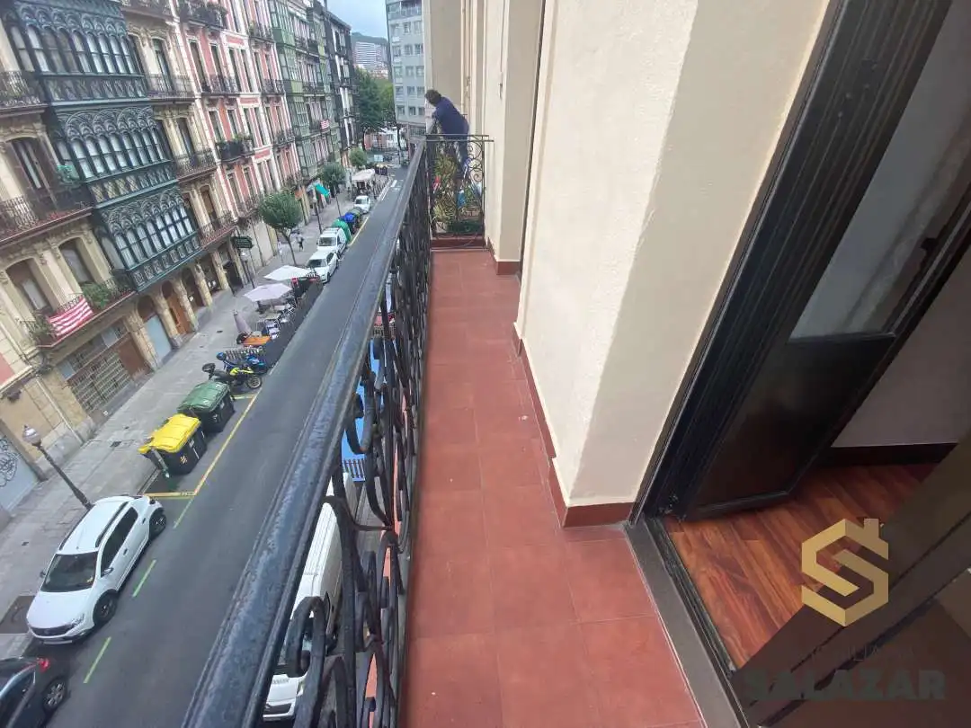 Terrassa de Apartament de lloguer en Abando - Albia
