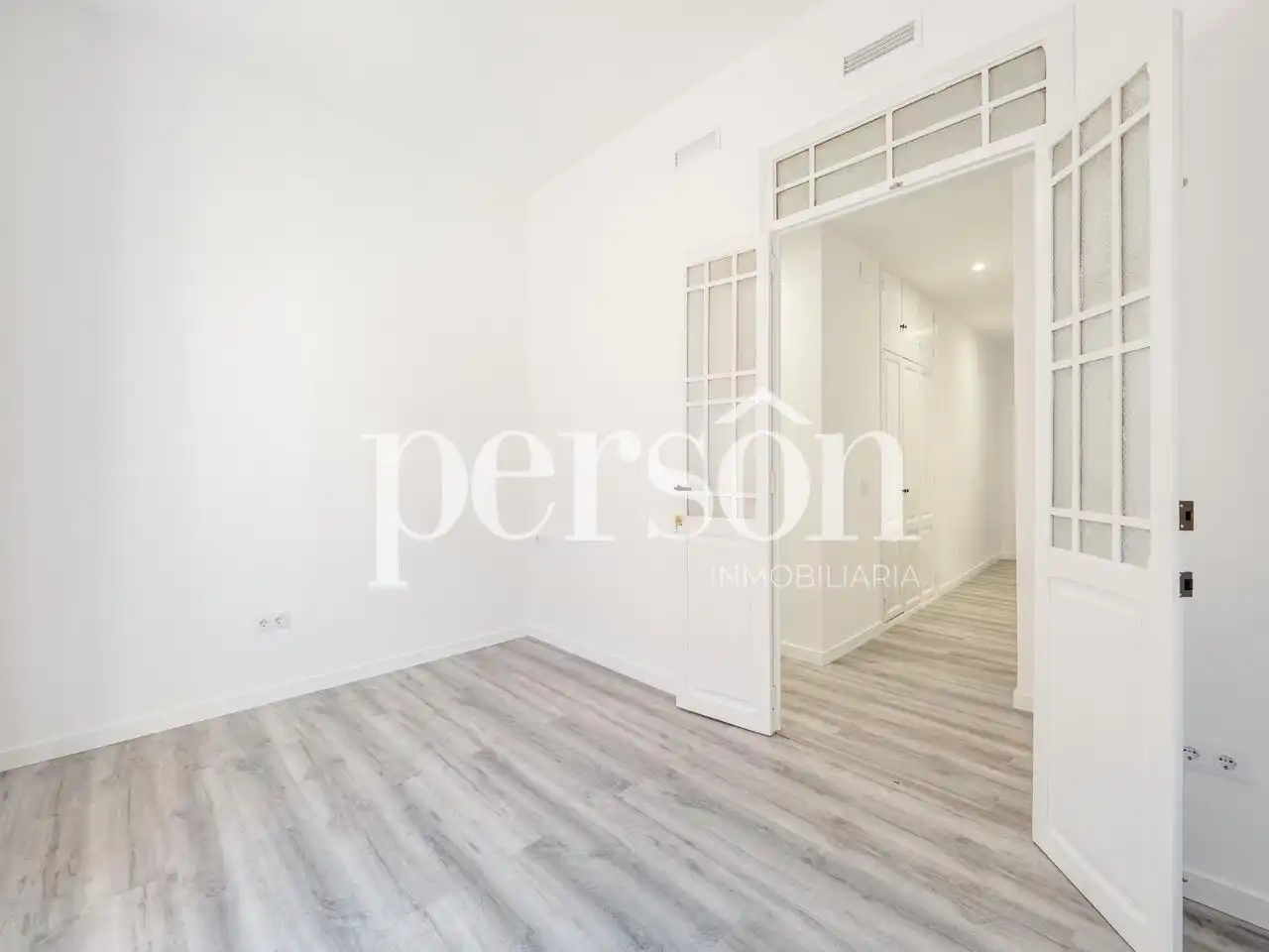 Habitación de Piso de alquiler en Valencia con Aire acondicionado, Calefacción y Amueblado