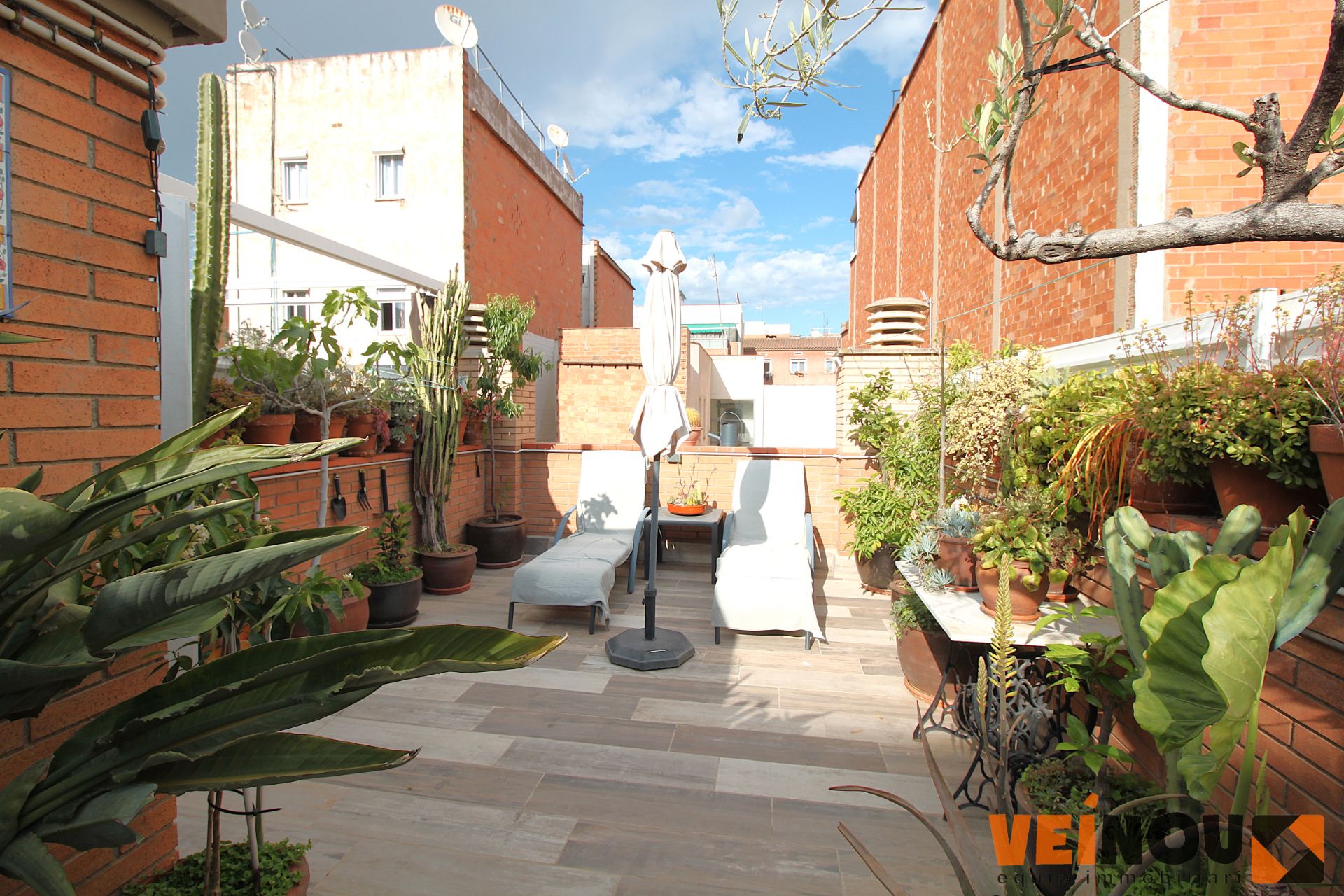 Terrace of Single-family semi-detached for sale in L'Hospitalet de Llobregat  with Air Conditioner, Heating and Parquet flooring