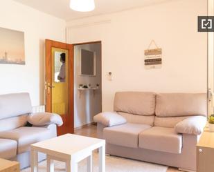 Sala d'estar de Pis de lloguer en Getafe amb Aire condicionat i Balcó