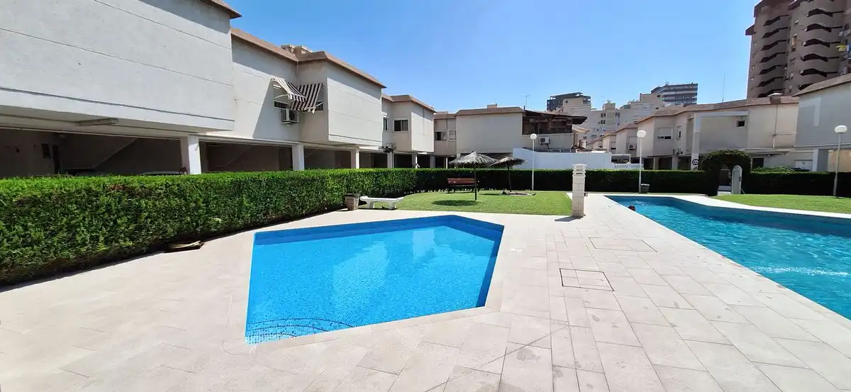 Adosado con terraza en venta en Avenida Países Escandinavos, imagen 25