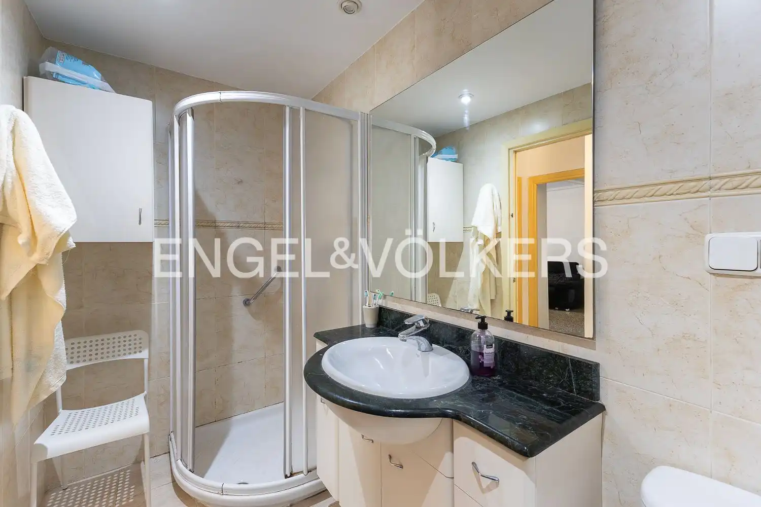 Badezimmer von Wohnung zum Verkauf in Valencia mit Heizung, Möbliert und Balkon