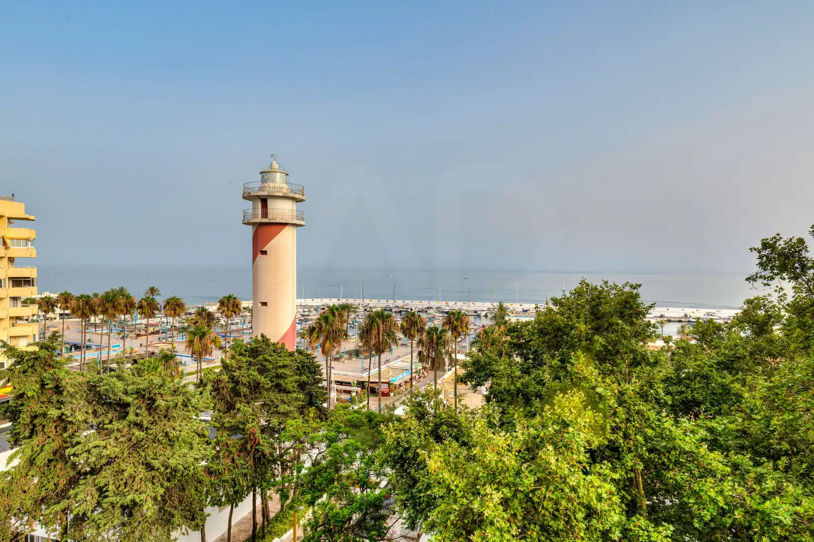 Exterior view of Flat for sale in Marbella  with Air Conditioner, Heating and Terrace