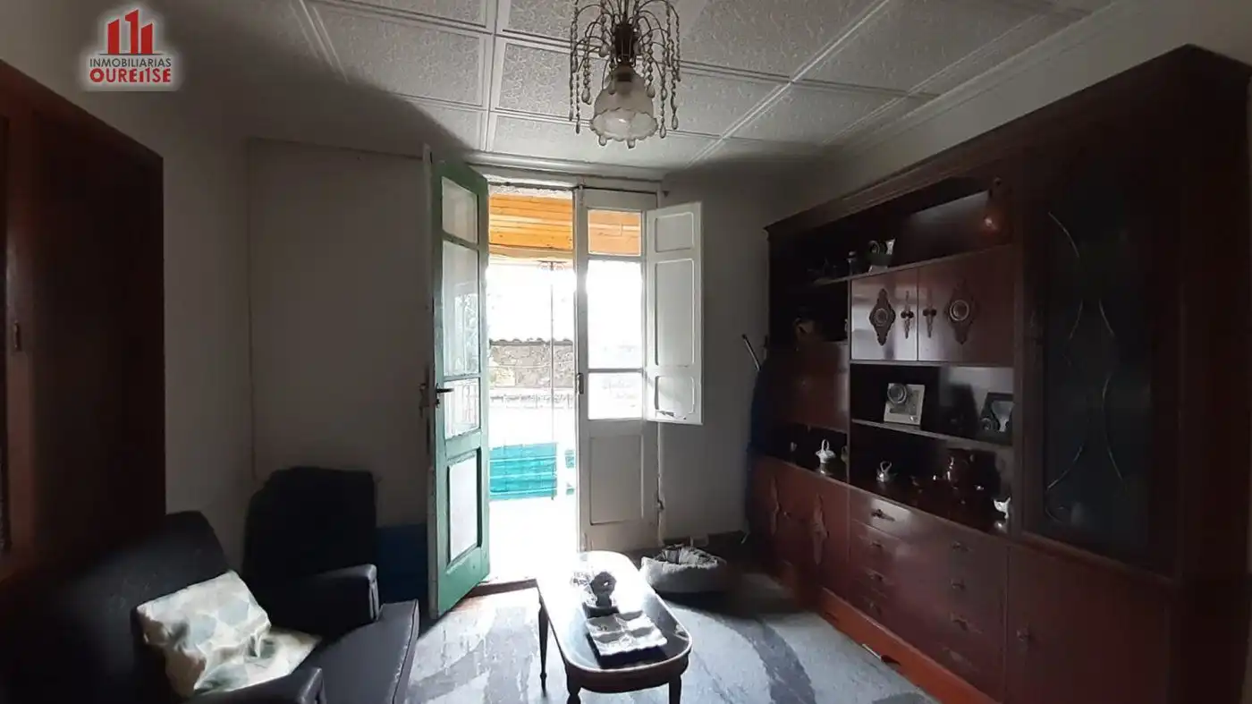 Wohnzimmer von Haus oder Chalet zum Verkauf in Ourense Capital  mit Balkon