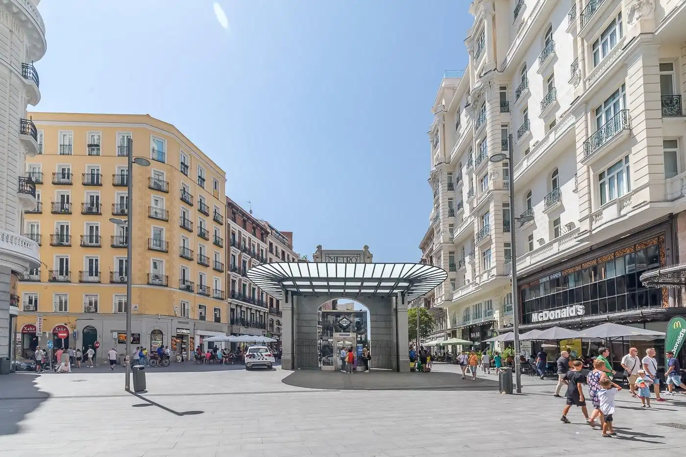 Vista exterior de Apartamento de alquiler en Madrid con Aire acondicionado, Calefacción y Amueblado