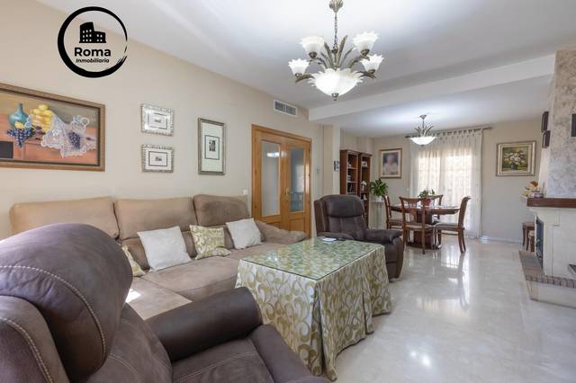 Casa adosada en Venta en Calle POLEO(CHAPARRAL) en Albolote