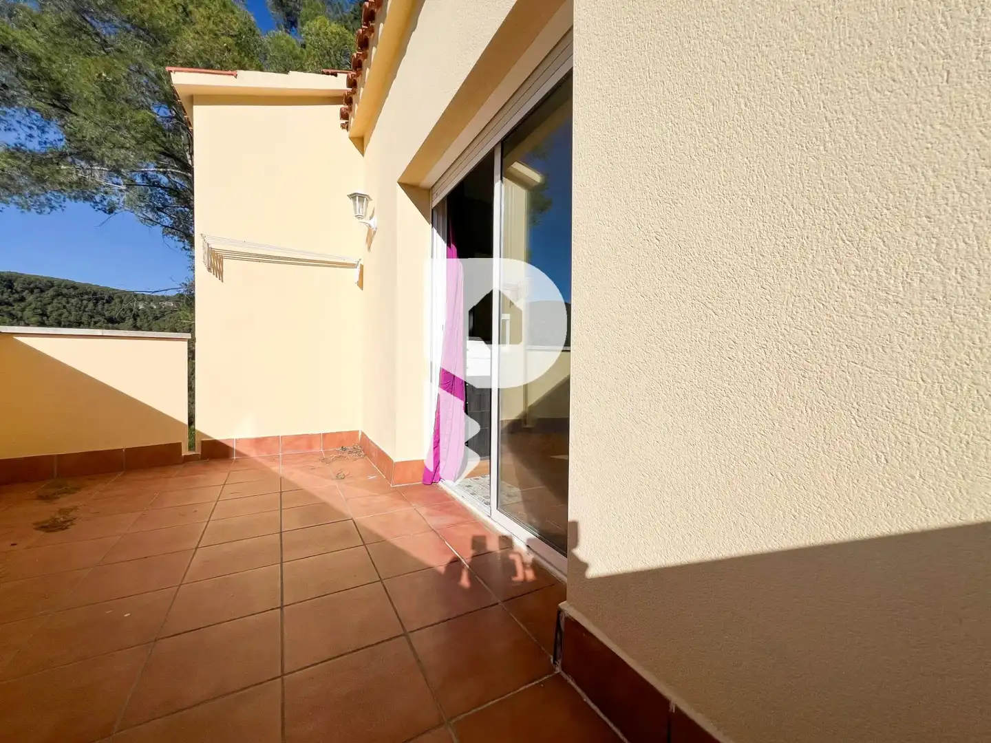 Houses for sale in Carrer Sant Isidre, Vallirana