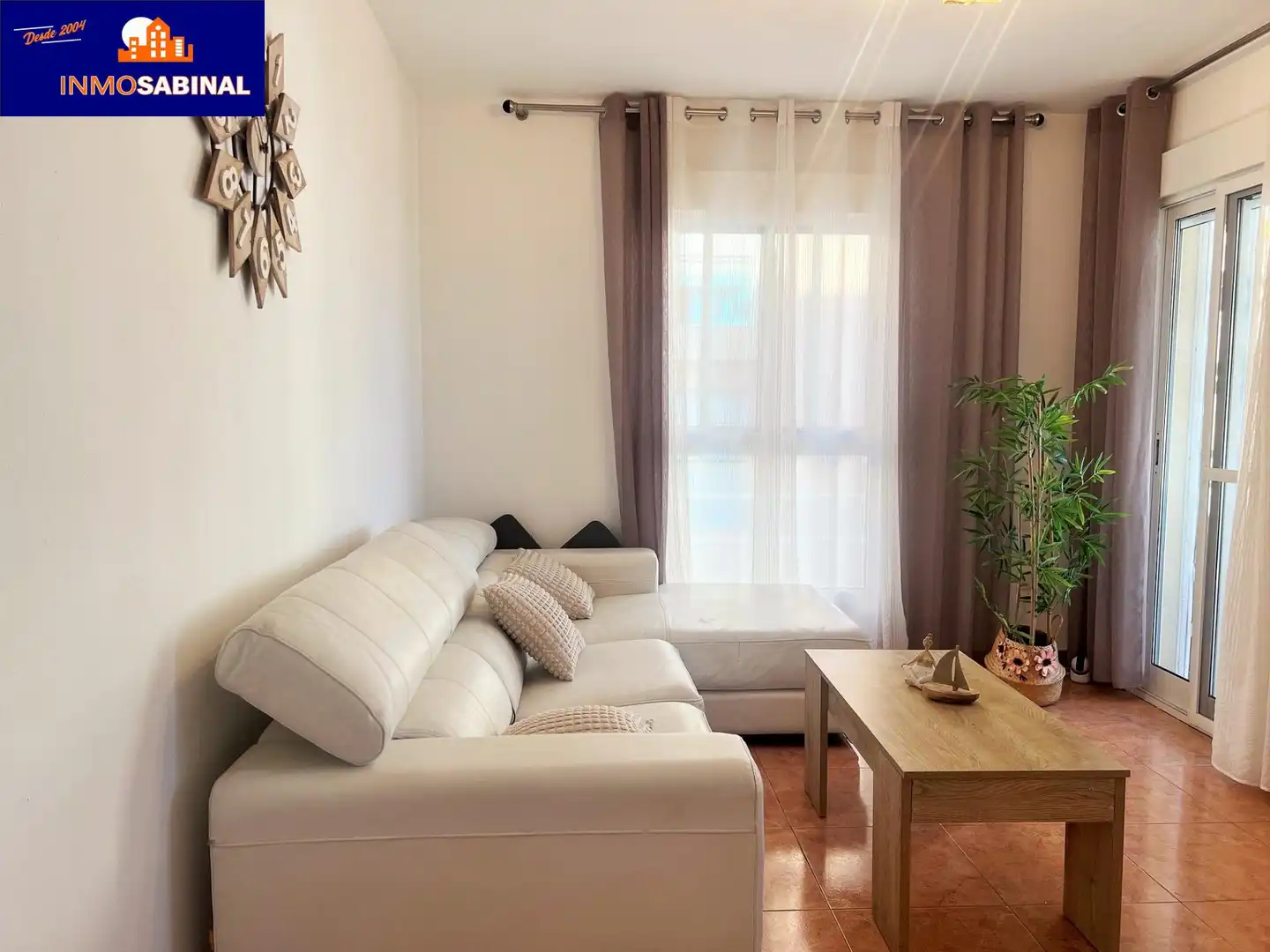 Sala d'estar de Pis en venda en Roquetas de Mar ciudad