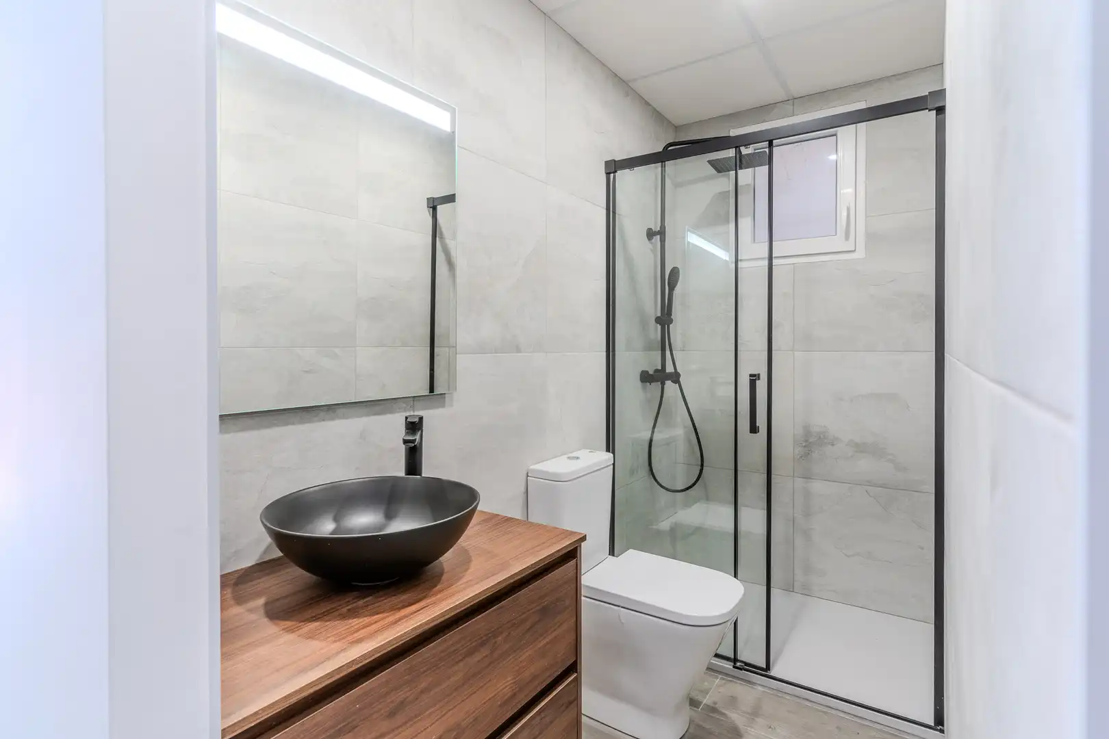 Baño de Piso en venta en La Ràpita con Aire acondicionado, Calefacción y Terraza