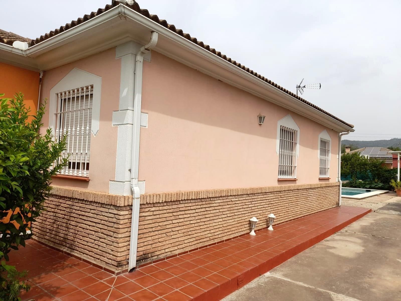 Exterior view of Country house for sale in  Córdoba Capital  with Air Conditioner, Heating and Private garden