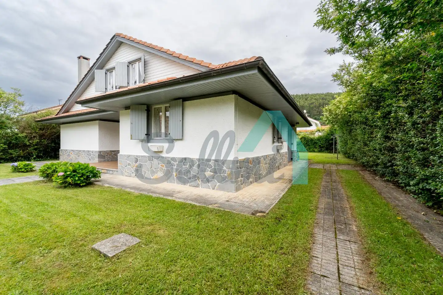 Vista exterior de Casa o chalet de alquiler en Ribadesella con Jardín privado, Parquet y Terraza