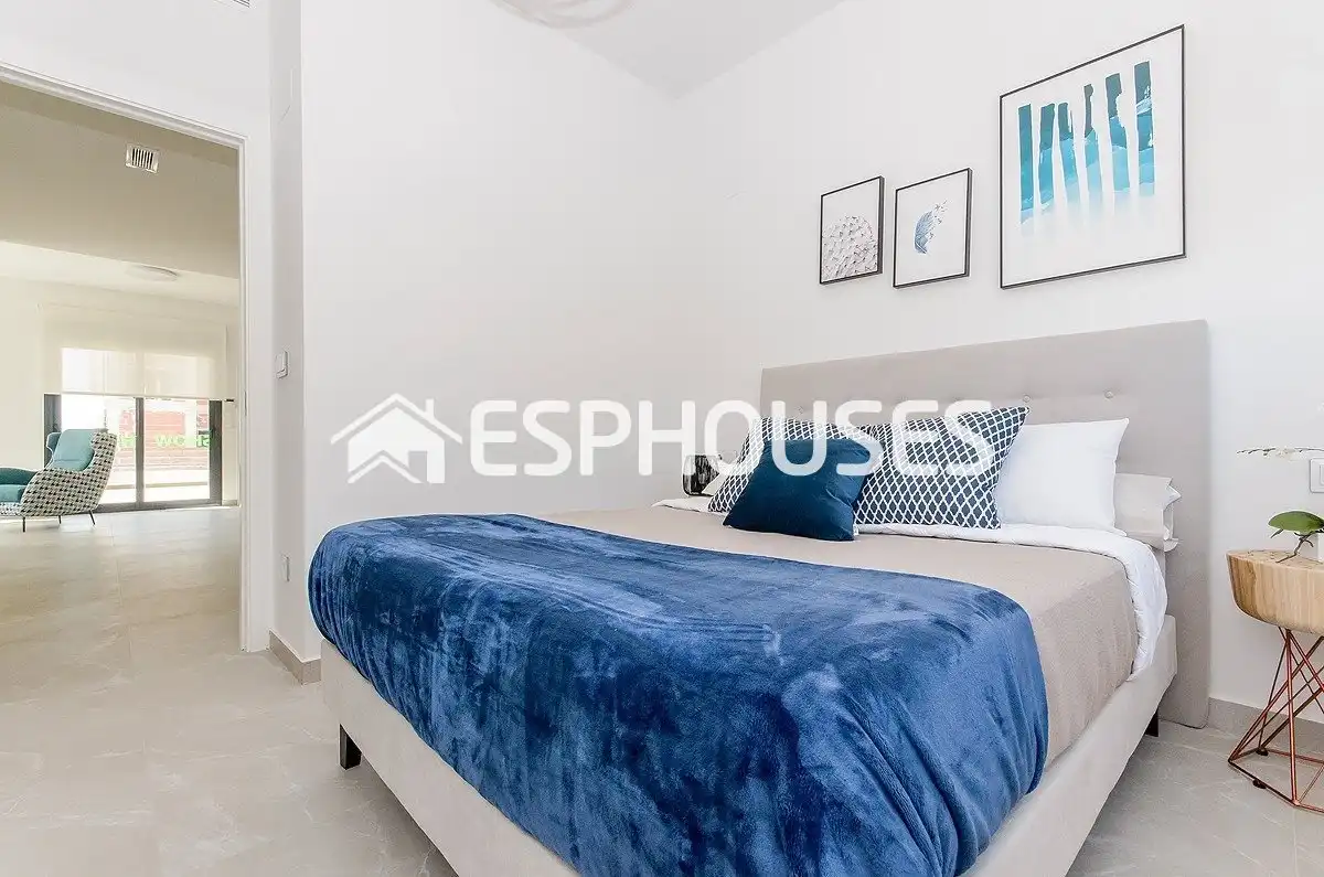 Bungalow amb terrassa en venda a San Miguel de Salinas, imagen 17