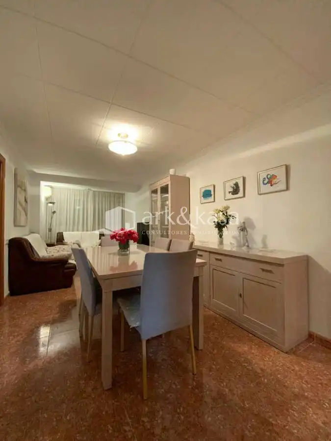 Esszimmer von Wohnung zur Miete in Valencia mit Klimaanlage, Abstellraum und Möbliert