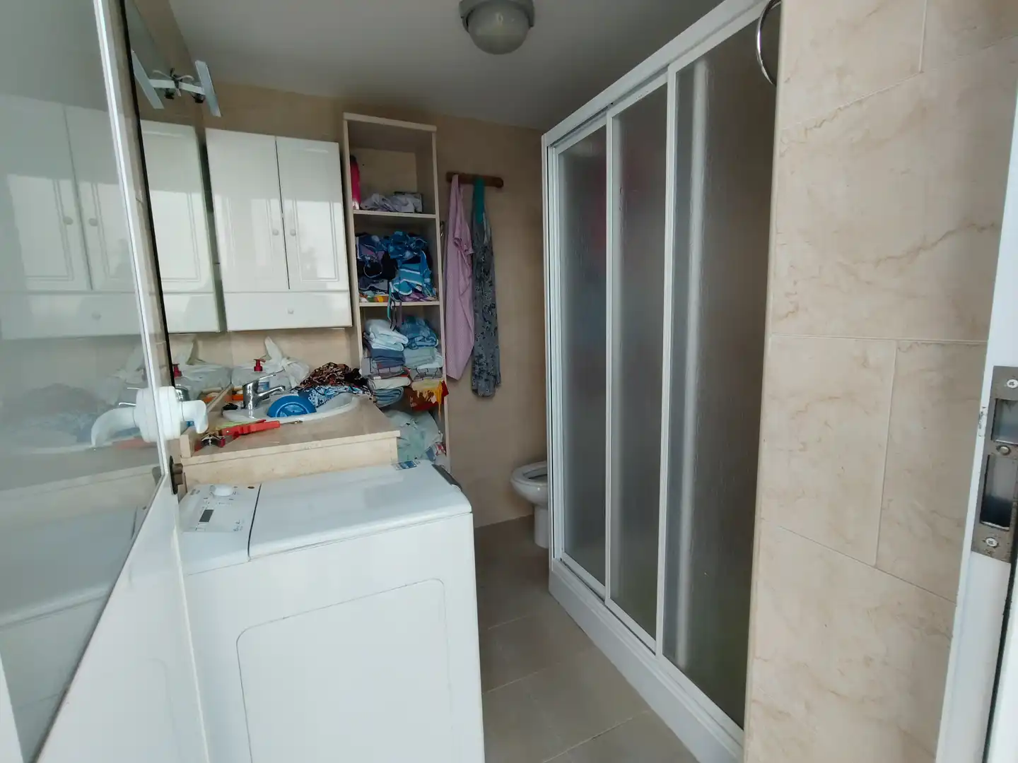 Baño de Casa o chalet en venta en La Zubia con Aire acondicionado, Calefacción y Jardín privado